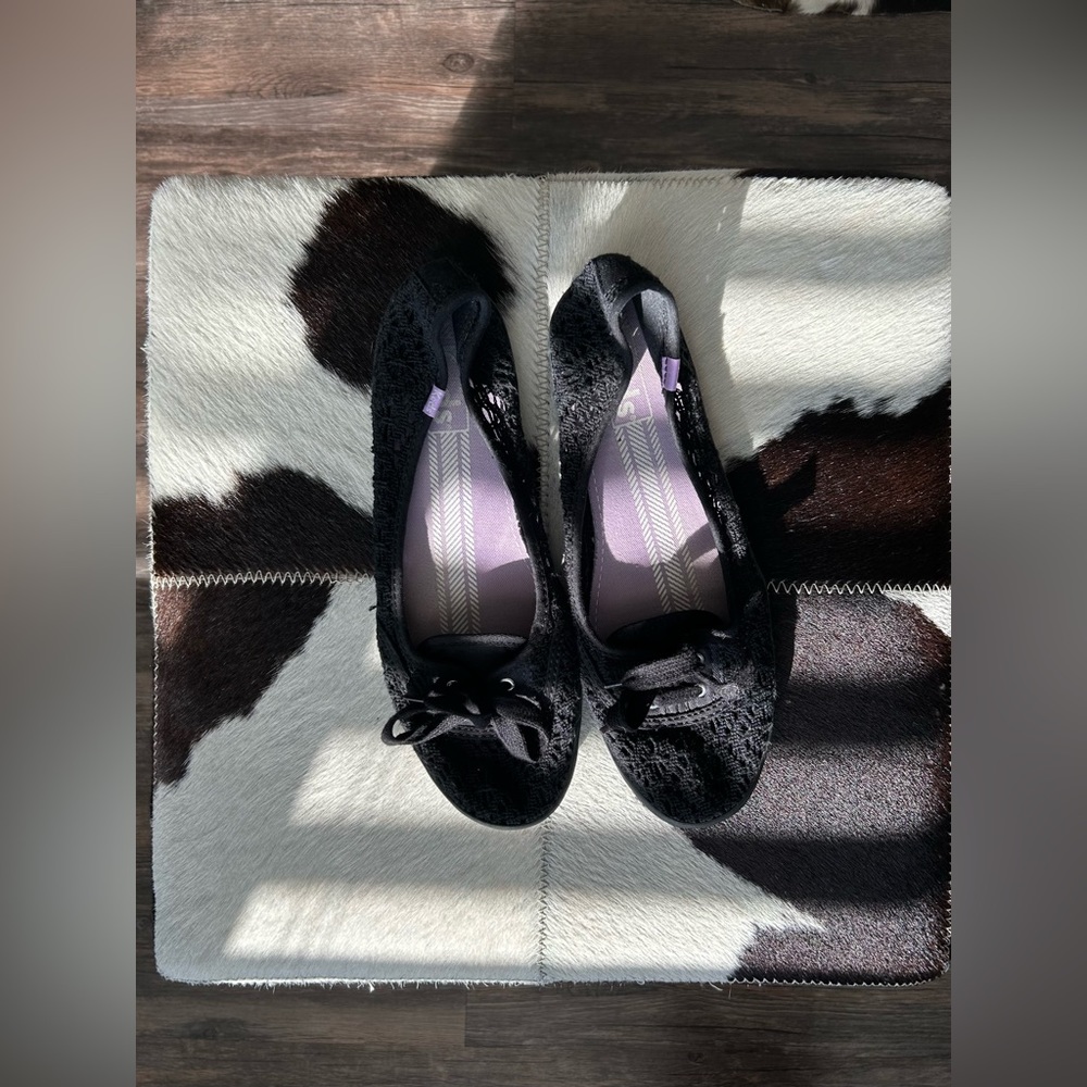 Keds Mini Eyelet Slip On’s